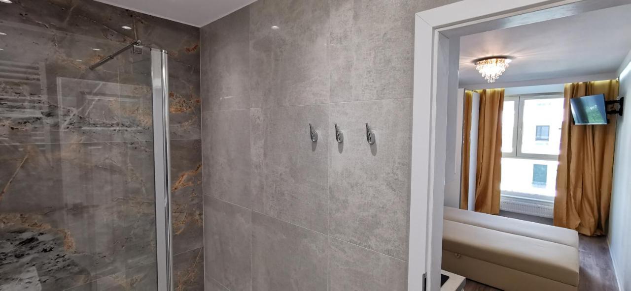Wow Flou Przystan Letnica Apartamenty 700M Plaza Danzig Exterior foto